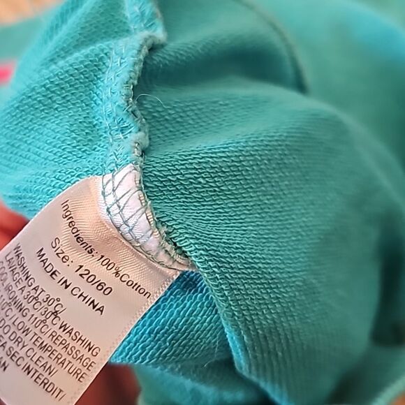 Polka dot kitty sweater size 4-5 - Picture 3 of 7